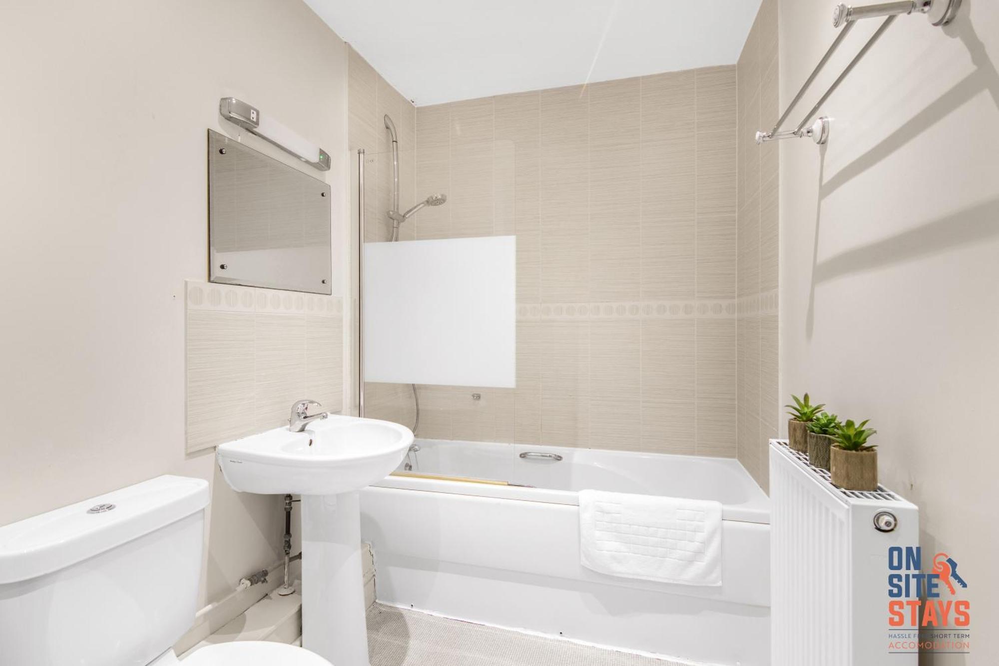Onsitestays - Cosy 2-Bedroom Apartment With Free Parking, Wi-Fi & London Links Northfleet Ngoại thất bức ảnh